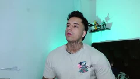 Darius Phoenix  online show from 6, 4, 2026