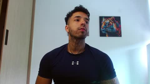 Snapshot of darius_phoenix chatting on 17, 7, 2026 Darius Phoenix online show from 17, 7, 2026