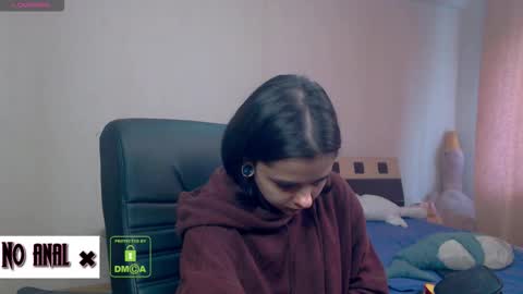 Anessa  online show from 10, 11, 2025