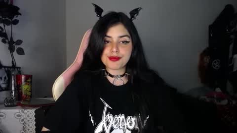 Snapshot of dark_angel_66 chatting on 14, 11, 2025 Moony online show from 14, 11, 2025