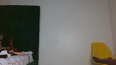 Snapshot of dark_chocolate0 chatting on 26, 9, 2025 becky online show from 26, 9, 2025