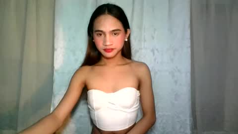 Snapshot of dark_hurohuro19 chatting on 16, 12, 2024 LIANNA online show from 16, 12, 2024