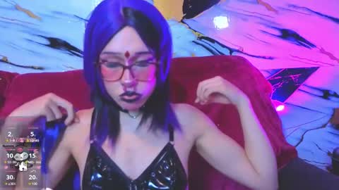 dark_nina__ online show from 28, 5, 2026