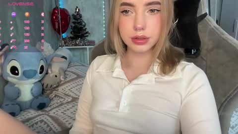 Snapshot of dark_side1213 chatting on 17, 12, 2025 Darkside online show from 17, 12, 2025