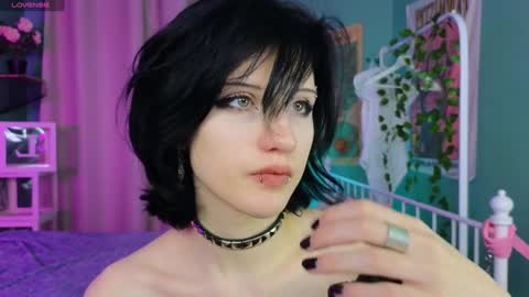 Snapshot of dark_vamp_ chatting on 5, 2, 2025 Vamp online show from 5, 2, 2025