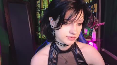 Snapshot of dark_vamp_ chatting on 10, 2, 2025 Vamp online show from 10, 2, 2025