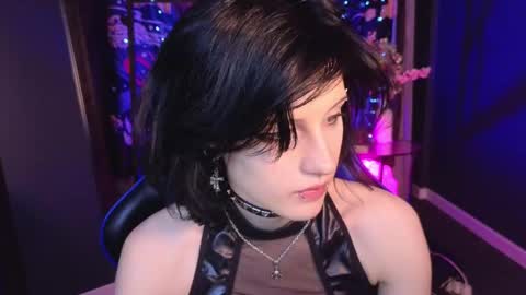 Snapshot of dark_vamp_ chatting on 10, 2, 2025 Vamp online show from 10, 2, 2025
