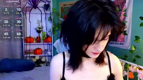 Snapshot of dark_vamp_ chatting on 29, 10, 2025 Vamp online show from 29, 10, 2025