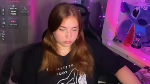 Snapshot of darkcharm1 chatting on 22, 11, 2025 darkcharm1 online show from 22, 11, 2025