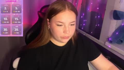 Snapshot of darkcharm1 chatting on 29, 11, 2025 darkcharm1 online show from 29, 11, 2025