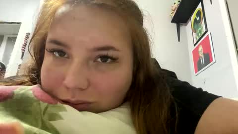 Snapshot of darkcharm1 chatting on 2, 12, 2025 darkcharm1 online show from 2, 12, 2025