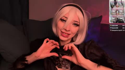 Snapshot of darkfirenight chatting on 9, 10, 2025 Yuu online show from 9, 10, 2025