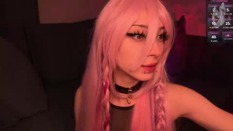 Snapshot of darkfirenight chatting on 20, 10, 2025 Yuu online show from 20, 10, 2025