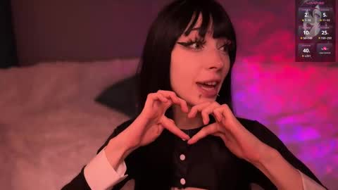 Snapshot of darkfirenight chatting on 13, 11, 2025 Yuu online show from 13, 11, 2025