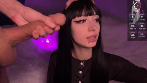 Snapshot of darkfirenight chatting on 18, 12, 2025 Yuu online show from 18, 12, 2025