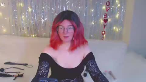 Kelly online show from 9, 1, 2025