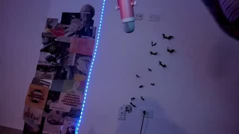 darknes_lilith18 online show from 9, 1, 2025