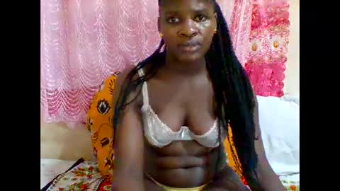 Snapshot of darknipples2 chatting on 4, 2, 2025 SHANICE online show from 4, 2, 2025