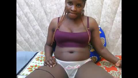 Snapshot of darknipples2 chatting on 26, 9, 2025 SHANICE online show from 26, 9, 2025