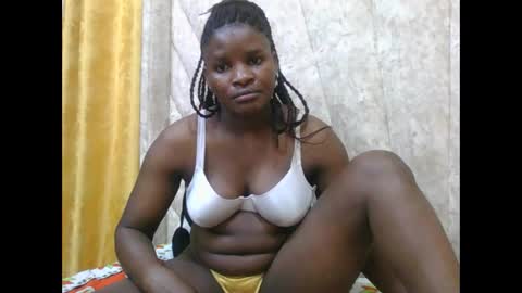 Snapshot of darknipples2 chatting on 7, 10, 2025 SHANICE online show from 7, 10, 2025