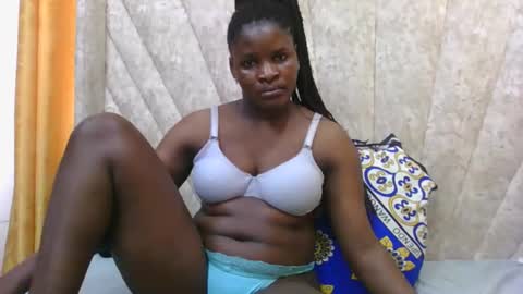 Snapshot of darknipples2 chatting on 19, 10, 2025 SHANICE online show from 19, 10, 2025