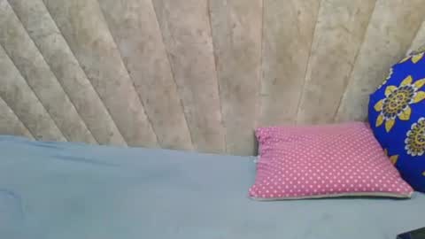 Snapshot of darknipples2 chatting on 4, 12, 2025 SHANICE online show from 4, 12, 2025