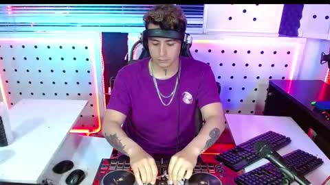 DARKO0717 online show from 25, 10, 2025