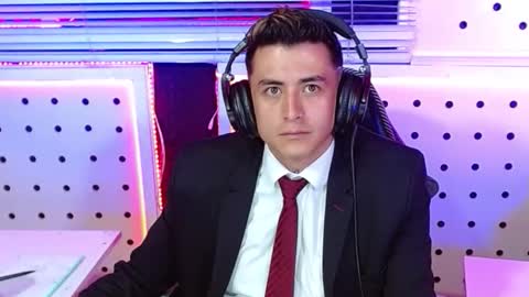 DARKO0717 online show from 28, 11, 2025