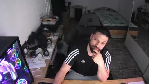 Snapshot of darkschneider_ chatting on 8, 4, 2026 darkschneider_ online show from 8, 4, 2026