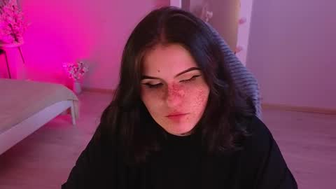 Snapshot of darksh1ne chatting on 4, 2, 2026 Shine online show from 4, 2, 2026