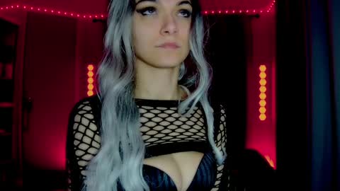 Snapshot of darkskullmistress chatting on 16, 5, 2026 roseredgoddess online show from 16, 5, 2026