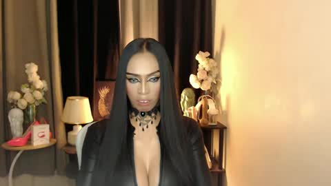 HAPPY BIRTHDAY MISTRESS MADRIANA online show from 28, 2, 2025