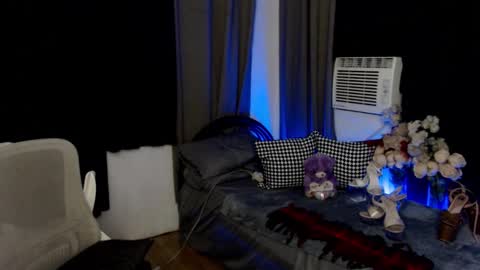 HAPPY BIRTHDAY MISTRESS MADRIANA online show from 17, 12, 2025