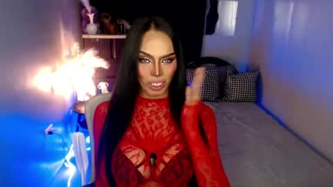 Snapshot of darksoul_mistress chatting on 11, 7, 2026 HAPPY BIRTHDAY MISTRESS MADRIANA online show from 11, 7, 2026
