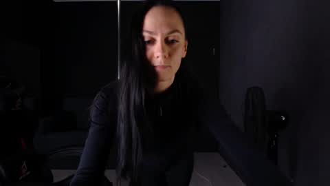 darkspark_ online show from 1, 11, 2025