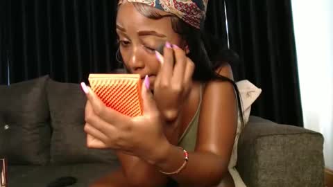 Snapshot of darktanqueen chatting on 26, 9, 2025 darktanqueen online show from 26, 9, 2025