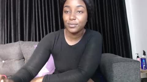 Snapshot of darktanqueen chatting on 23, 5, 2026 darktanqueen online show from 23, 5, 2026