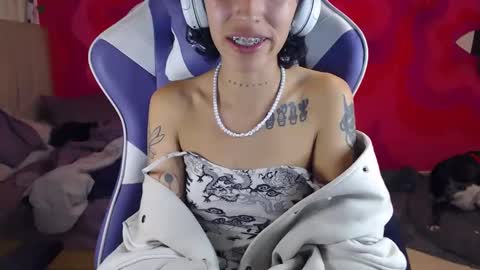 Selena online show from 10, 3, 2025