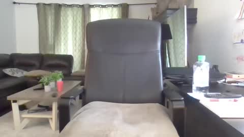 darryl43321 online show from 2, 10, 2025