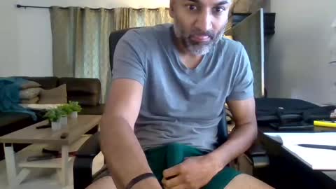 darryl43321 online show from 10, 10, 2025