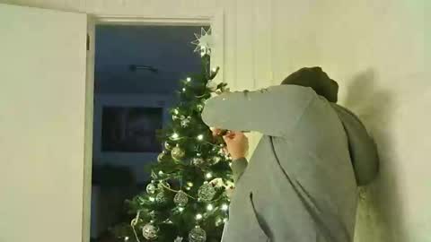 Snapshot of dartanjanas chatting on 7, 12, 2024 Dario online show from 7, 12, 2024