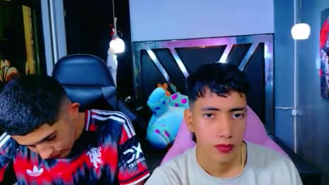 darwinandbrayan online show from 12, 11, 2025