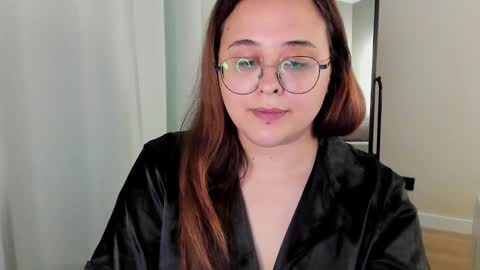 Snapshot of dashaprivet chatting on 28, 11, 2025 dashaprivet online show from 28, 11, 2025