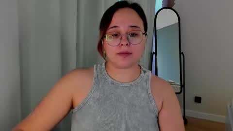 Snapshot of dashaprivet chatting on 5, 12, 2025 dashaprivet online show from 5, 12, 2025