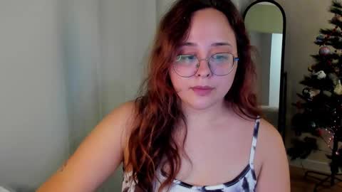 Snapshot of dashaprivet chatting on 17, 12, 2025 dashaprivet online show from 17, 12, 2025