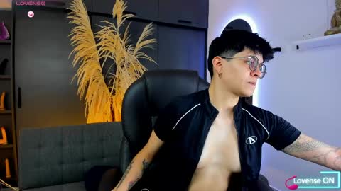 Dass Roman online show from 25, 5, 2026