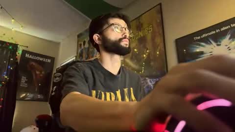 Snapshot of dathungitalian chatting on 20, 12, 2025 Tarantino online show from 20, 12, 2025