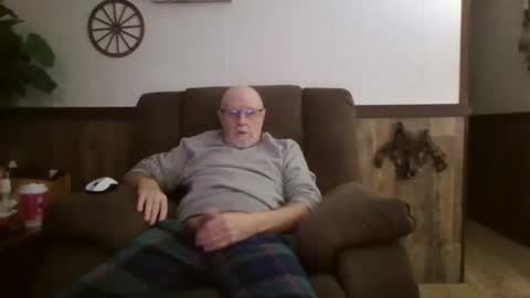 dave571960 online show from 5, 1, 2025