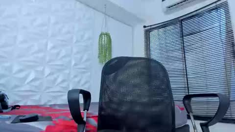 dave online show from 13, 9, 2025