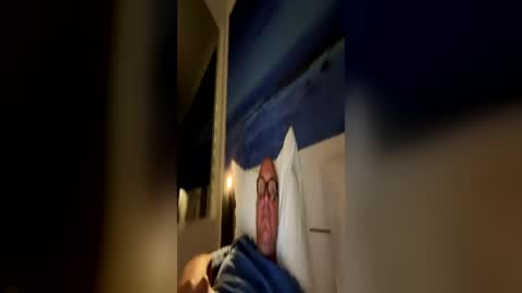 Snapshot of davelover73 chatting on 1, 7, 2026 davelover73 online show from 1, 7, 2026